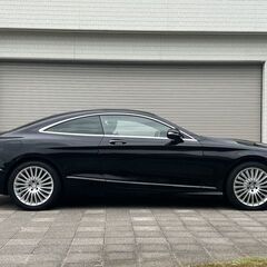 ☆メルセデスベンツ　Sクラスクーペ☆S400　4WD　H30年式　左ハンドル　約5万キロ　サンルーフの画像