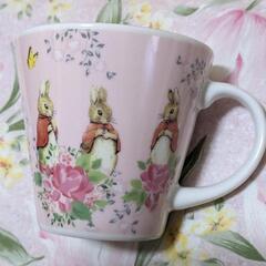 箱付き未使用品　《シスターズ》陶器食器3点セットの画像