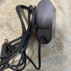 ダイソン充電器　　　アタッチメント2つセット