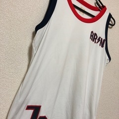 arena タンクトップ　Mの画像
