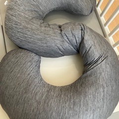 抱き枕 授乳クッション 冷感  洗える の画像