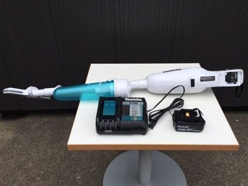 【美品・良品/動作確認済】　makita/マキタ　18V 充電式クリーナー/カプセル式・ワンタッチスイッチ式/ロック付サイクロンアタッチメント付