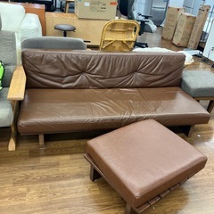 2人掛けソファー　シギヤマ家具　オットマン付き　55,000円