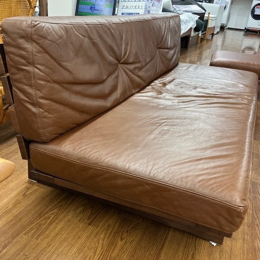 2人掛けソファー　シギヤマ家具　オットマン付き　55,000円