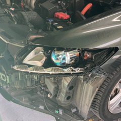 cr-z ヘッドライト ポジション 殻割 分解修理行います