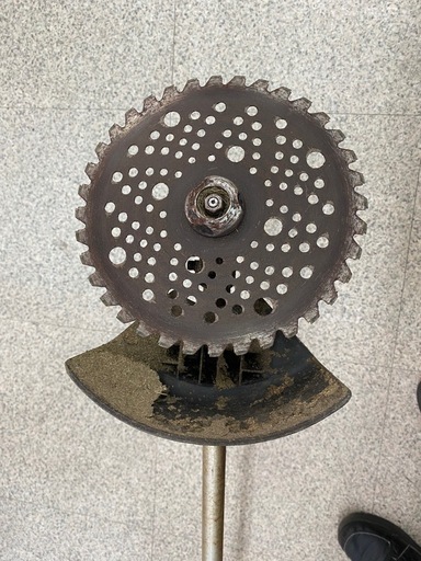 【中古】 【動作OK】 【店頭引取限定】MAKITA（マキタ）エンジン刈払機 MEM427 17,600円