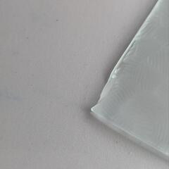 淡いグリーン  ガラス製  アジアン系  正方形  平皿2枚セットの画像