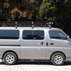 ☆H22年式 日産キャラバンDX 低床 6人乗りディーゼル車　☆予備検査付の画像