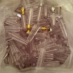 超お得‼︎キラキラ姫系グロスケース（リップ容器）まとめ売り【空容器・チップ付き】の画像