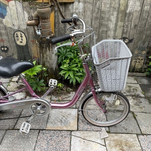 【5230】三輪車　ブリヂストン　前18・牛16インチ　28,100円（防犯・税込）
