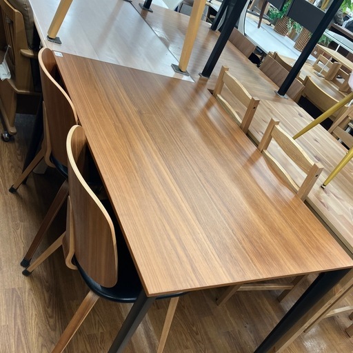 ダイニング3点セット　BoConcept 110,000円