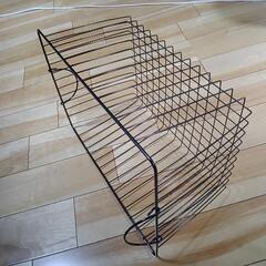 お値下げしました！ダイソーのカゴの画像