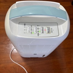 衣類乾燥除湿機　2021年製の画像