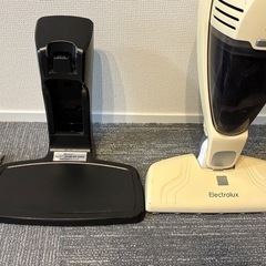【ハンディ掃除機】　Electrolux の画像