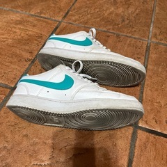 ナイキ24.5スニーカーの画像