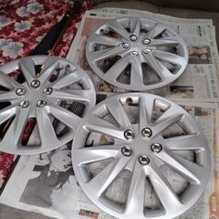 13インチホイールカバー中古3枚