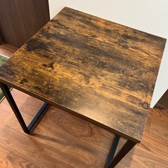ダイニングテーブル　ステイン70 ミドルブラウンの画像