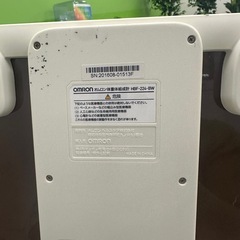 （お話し中）オムロン　体重計　HBF-224の画像