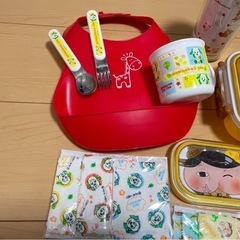 キャラクター食器＆マスクの画像