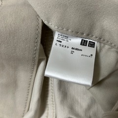 ユニクロ チノパンの画像