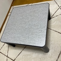 正方形こたつ