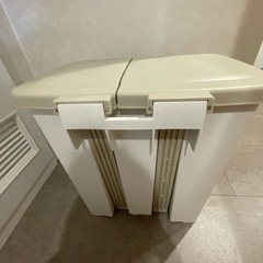 45ℓゴミ箱　2部屋の画像