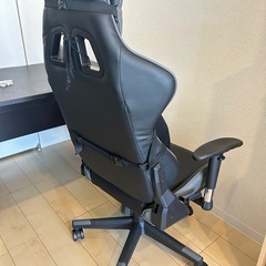 ゲーミングチェアの画像