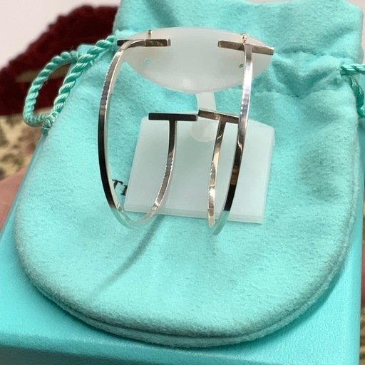 ティファニー　Tワイヤー　ラージフープピアス　箱　袋
