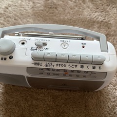 モノラルラジカセ　カセットテープ付き　コンパクト