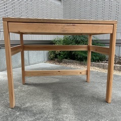 無印良品　パイン材デスク