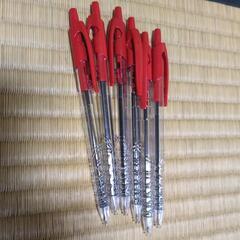 赤色ボールペン