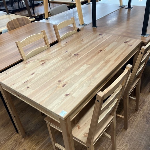 ダイニング5点セット　IKEA JOKKMOKK 13,200円