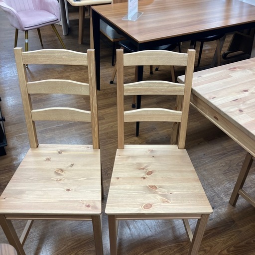 ダイニング5点セット　IKEA JOKKMOKK 13,200円