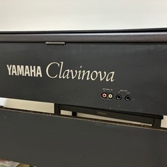 電子ピアノ　Yamaha Clavinova