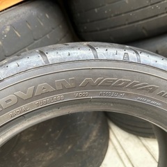 夏タイヤADVAN AD09 ハイグリップタイヤの画像