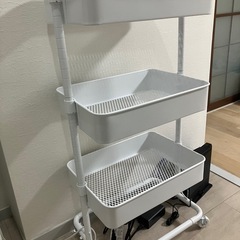 【家電・家具一式_02】洗濯機、冷蔵庫、電子レンジ、ガスコンロ、ベッド、ベッドフレーム、パソコンデスク、デスクチェア、ラック の画像