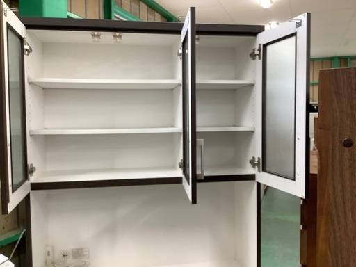 家具ならトレファク吉川店！！   ニトリ　3枚扉レンジボード