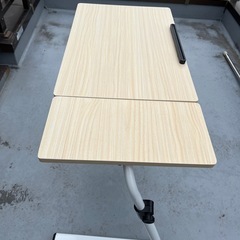 机　高さ調節可能の画像
