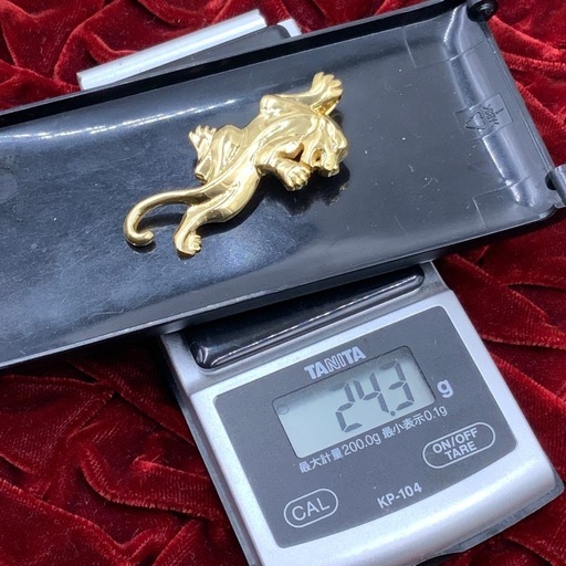 K18 パンサートップ　ペンダント　24.3g