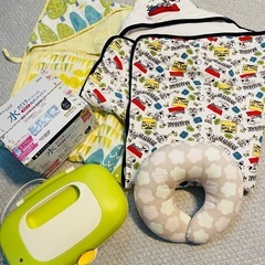 ベビー用品　枕、おくるみ、おしり拭きウォーマーなど