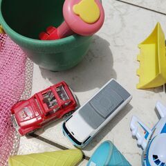 【お取引中】お砂場セット　のりものの画像