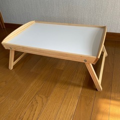 イケアIKEAの折りたたみテーブル