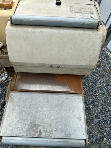 中古品 日立 自動かんな盤 P100RM 自動昇降付き (なな) 大元のその他の