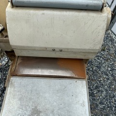 中古品 日立 自動かんな盤 P100RM 自動昇降付きの画像