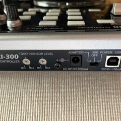 【良品】DJコントローラー（PC）　専用のキャリーバッグ付き！の画像