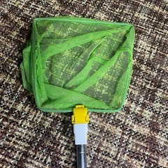 虫と小魚を取る網