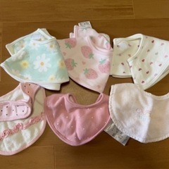 ヨダレ掛け9枚