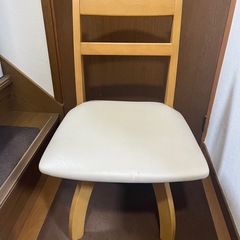 【差し上げます】回転椅子一脚