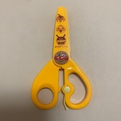アンパンマン　はじめてはさみ　右手用(上野駅近くでも可)