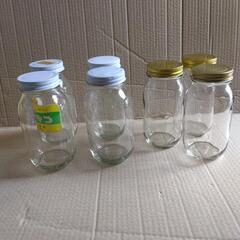 蜂蜜入っていた容器の画像
